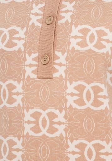 Вязаное платье