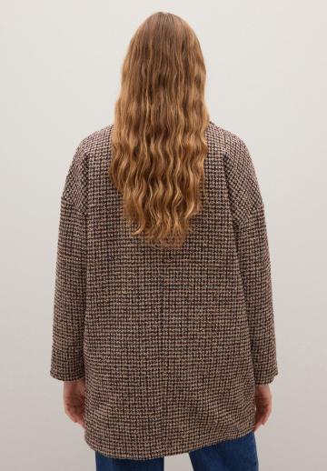 Короткое пальто