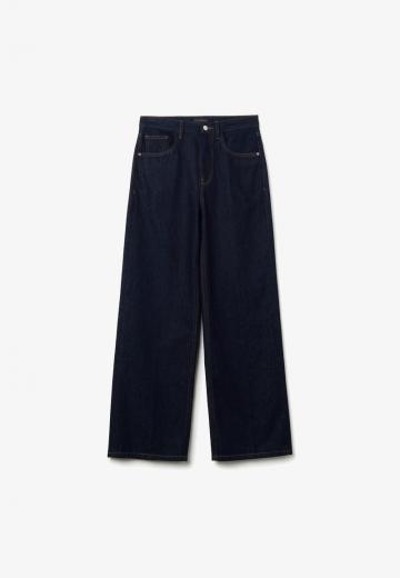 Клешеные джинсы