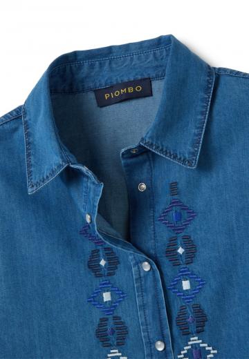 Джинсовая блузка