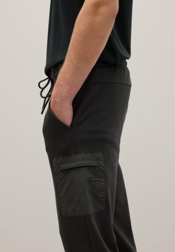 Спортивные штаны