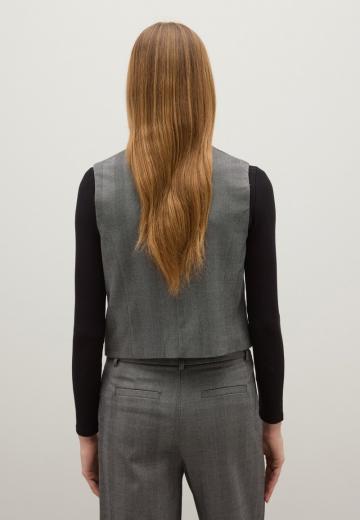 Джинсовая жилетка