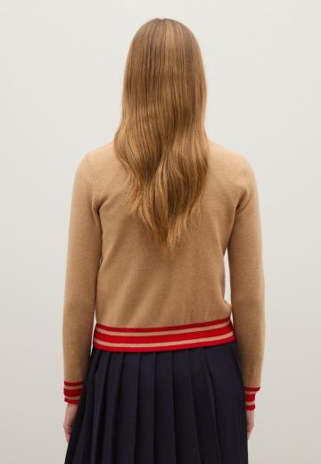 Пуловер в полоску