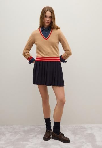 Пуловер в полоску