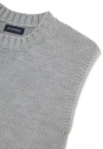 Пуловер без рукавов