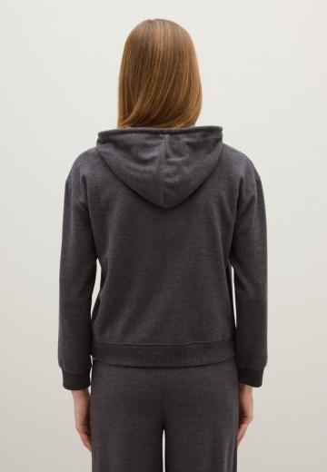 Пуловер с капюшоном