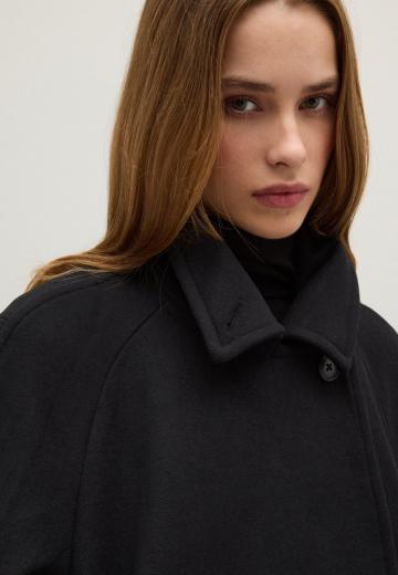 Короткое пальто