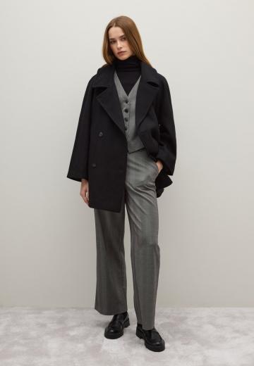 Короткое пальто