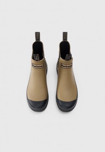 Резиновые сапоги