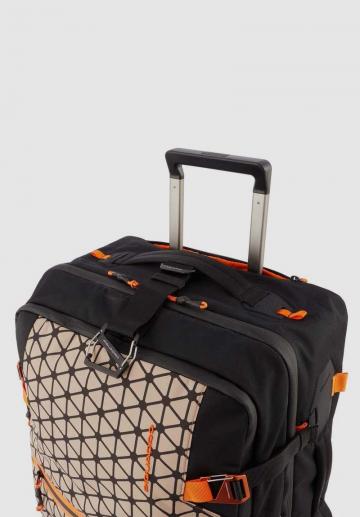 Чемодан на колесах