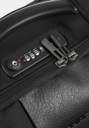 Чемодан на колесах