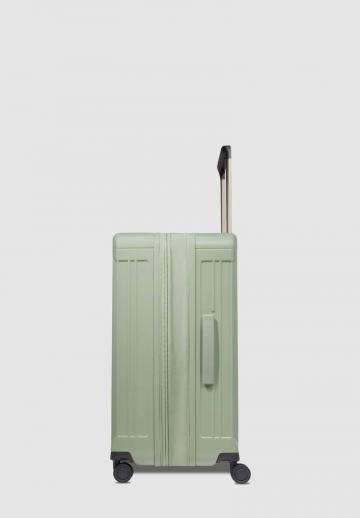 Чемодан на колесах