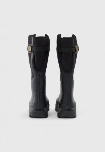 Резиновые сапоги