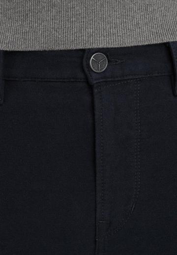 Брюки с накладными карманами