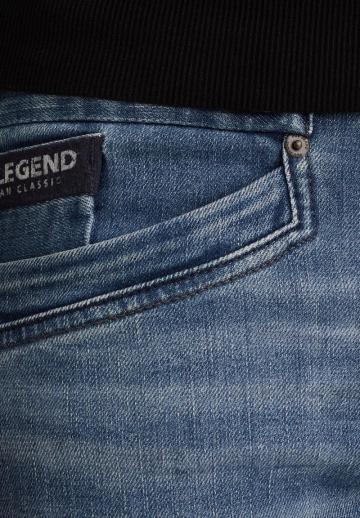 Узкие джинсы