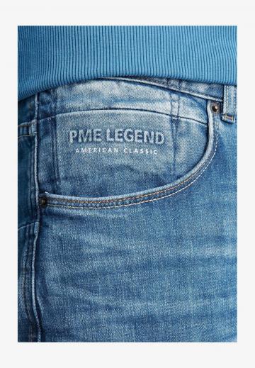 Узкие джинсы