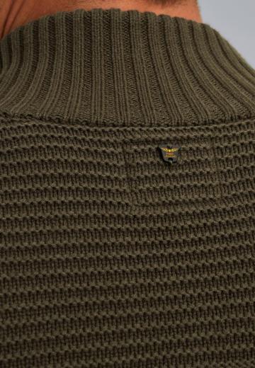 Вязаная кофта