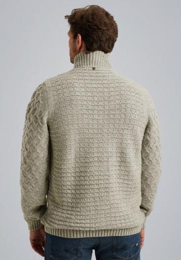 Вязаная кофта