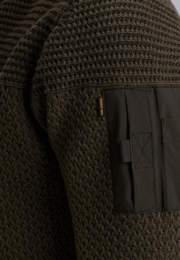 Вязаная кофта