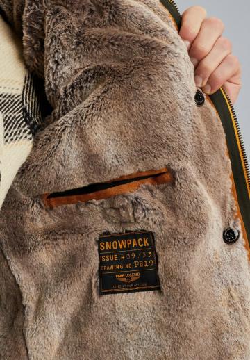 Зимняя куртка