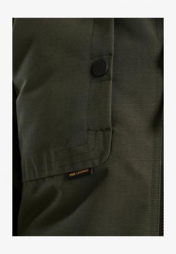 Зимняя куртка