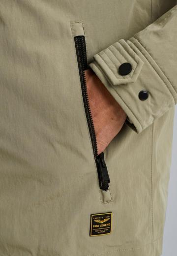 Зимняя куртка