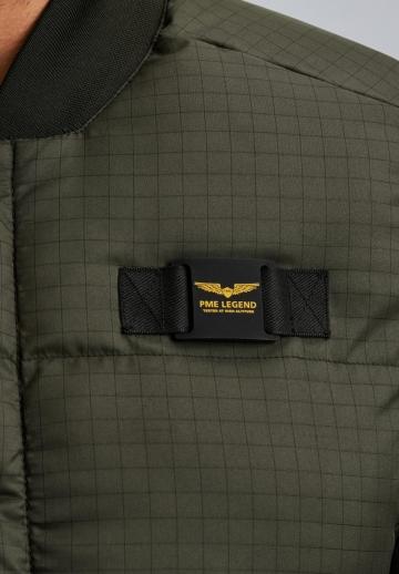 Зимняя куртка