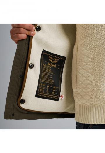 Зимняя куртка