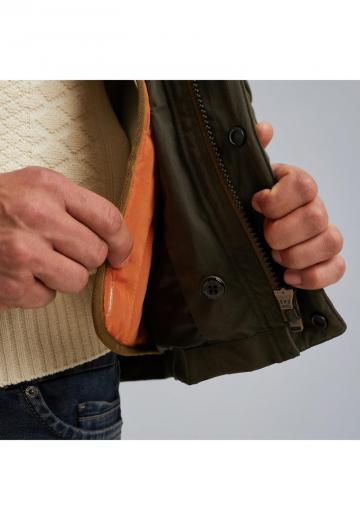 Зимняя куртка