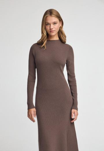 Платье макси