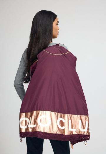 Длинный жилет