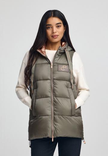 Длинный жилет