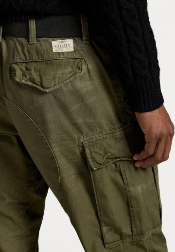 Брюки с накладными карманами