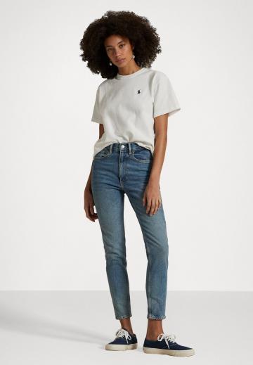 Узкие джинсы