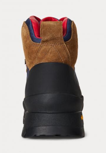 Ботинки на шнуровке