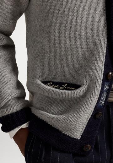 Вязаная кофта