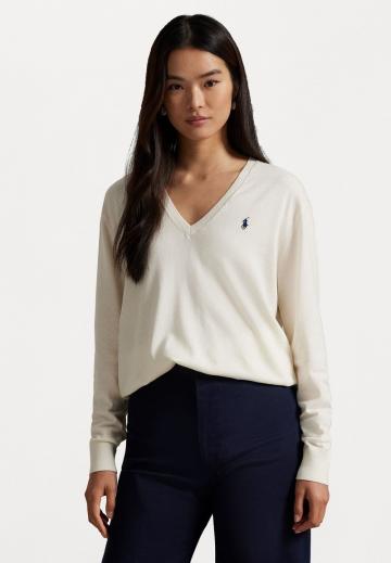 Пуловер с вырезом V