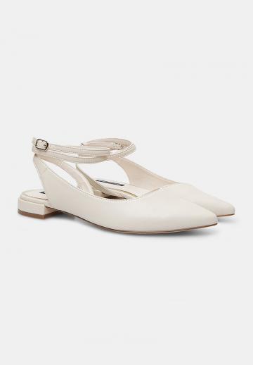 Туфли с ремешком