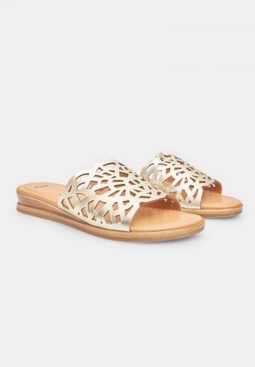 Гандбольные кроссовки