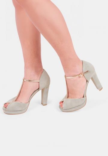 Туфли с ремешком