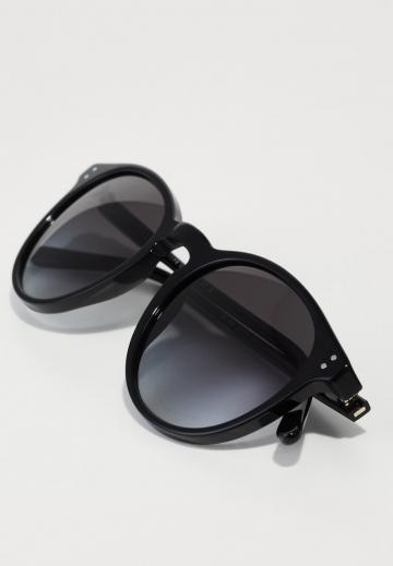 Солнечные очки