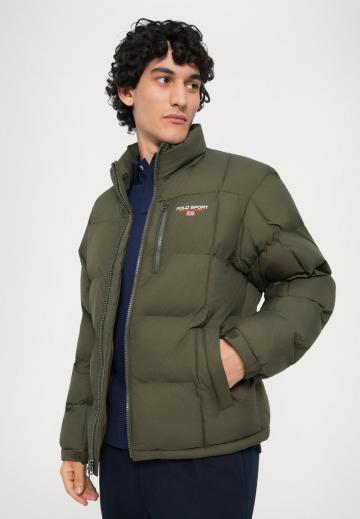 Зимняя куртка