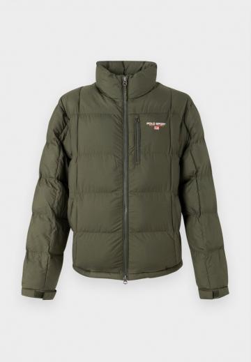 Зимняя куртка