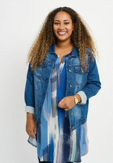 Джинсовая куртка