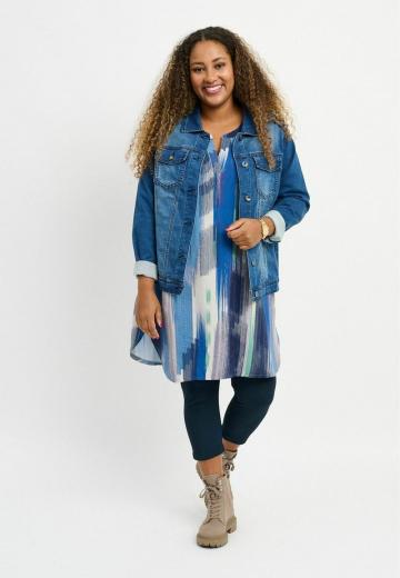 Джинсовая куртка