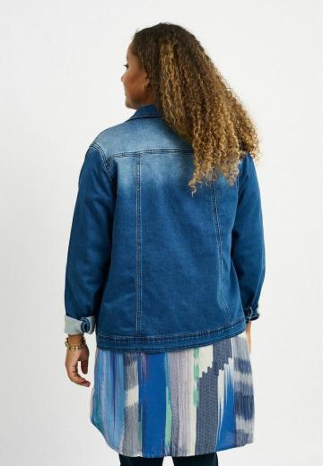 Джинсовая куртка