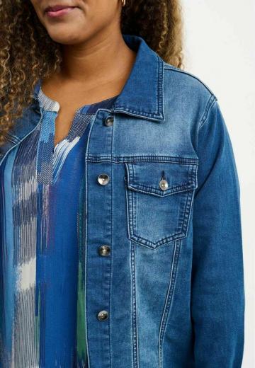 Джинсовая куртка