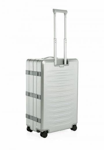 Чемодан на колесах