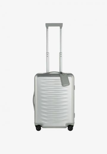 Чемодан на колесах