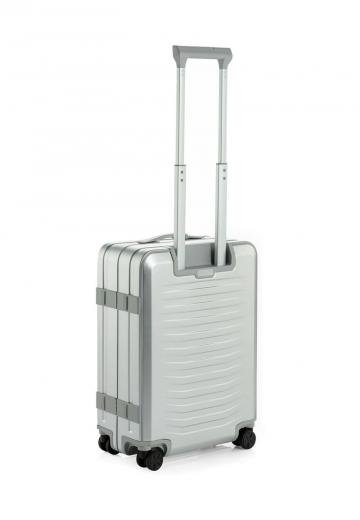 Чемодан на колесах